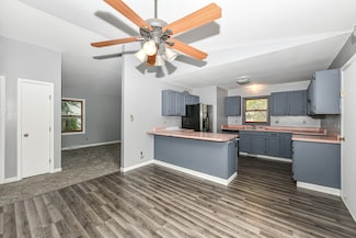 2821 Concord Dr, Racine, WI 53403