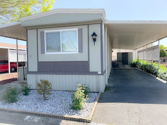 20350 Hole in One Dr, Redding, CA 96002