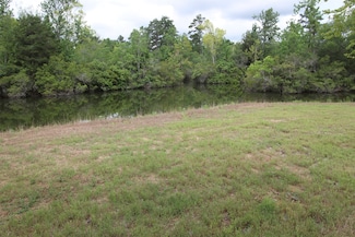 63 N Smith Loop, Cleveland, TX 77327