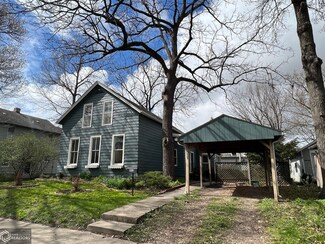 403 W Washington Ave, Fairfield, IA 52556