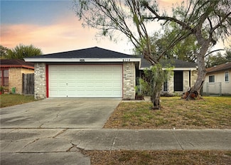 6154 Angus Dr, Corpus Christi, TX 78415