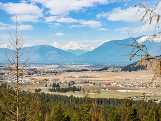 50 Eagle View Rd, Kila, MT 59920