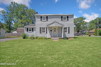 2 Bartlett Place, Schenectady, NY 12302