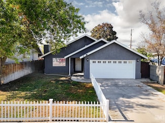 203 Pierce St, Taft, CA 93268