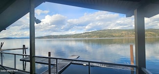 5727 S Odelin Ln, Harrison, ID 83833