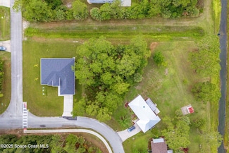 704 Giblin Ave SW, Palm Bay, FL 32908