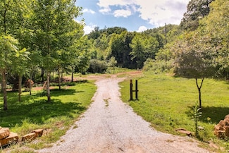 4092 Rose Creek Rd, Franklin, NC 28734