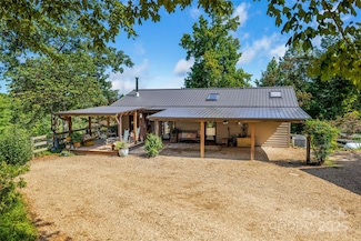 250 Burt Blackwell Rd, Mill Spring, NC 28756