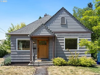 315 SE 61st Ave, Portland, OR 97215