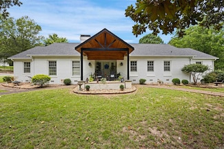 410 S Moose St, Morrilton, AR 72110