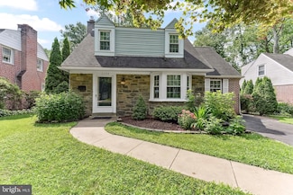 2338 Secane Rd, Secane, PA 19018