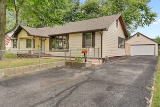 825 S Oak Grove Ave, Springfield, MO 65802