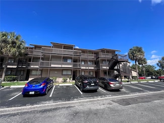 6308 Newtown Cir Unit 8B1, Tampa, FL 33615