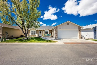 319 N Westminster St, Nampa, ID 83651