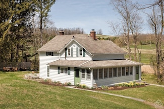 1220 Hunns Lake Rd, Pine Plains, NY 12567