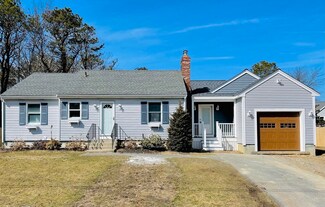 7 Sachem Dr, Sagamore Beach, MA 02562