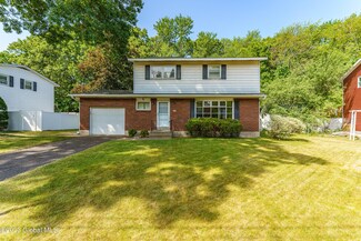6 Farnam Place, Albany, NY 12205