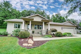 1092 S Phillips St, Warsaw, IN 46580