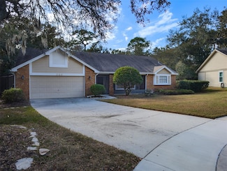 346 Carson Ln, Palm Harbor, FL 34684