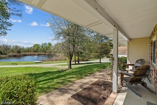 75 Wolfs Corner Rd, Newton, NJ 07860