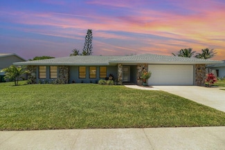 660 S Hedgecock Square, Satellite Beach, FL 32937