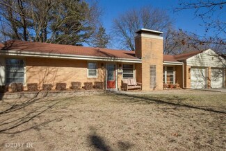 7209 Colby Ave, Windsor Heights, IA 50324