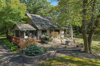 1030 94th St NW, Monticello, MN 55362