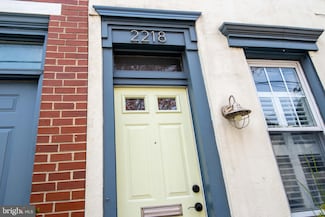 2218 Pemberton St, Philadelphia, PA 19146