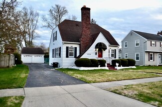 1326 Mckinley Ave, South Bend, IN 46617