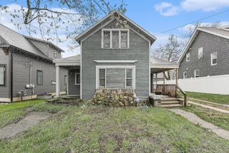 716 Henry Ave SE, Grand Rapids, MI 49503