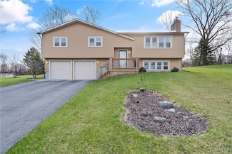 4856 Burrstone Rd, Syracuse, NY 13215