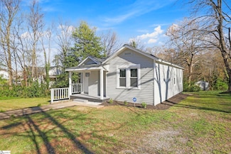 222 Poplar St, Gaffney, SC 29341
