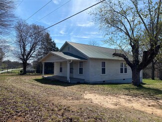 1223 Saw Mill Rd, Conover, NC 28613