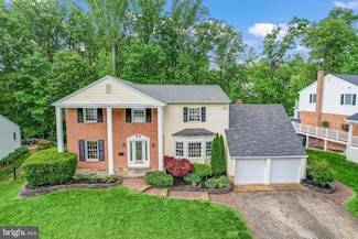 6010 Merryvale Ct, Springfield, VA 22152