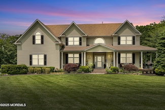 529 Woodview Rd, Toms River, NJ 08755