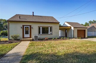 2207 9th St, Cuyahoga Falls, OH 44221