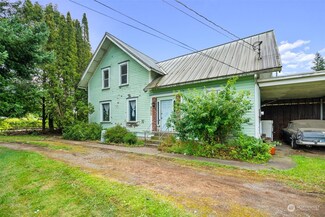 893 Loomis Trail Rd, Lynden, WA 98264