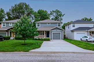 103 W 78th St, Kansas City, MO 64114