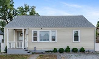 404 N Franklin Ave, Sedgwick, KS 67135