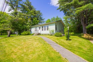 32 Coldbrook Rd, Hampden, ME 04444