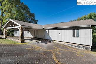 1803 Goforth Rd, Blowing Rock, NC 28605
