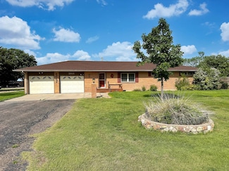 2915 N Range Ave, Colby, KS 67701