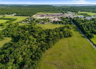 3 Coon Creek Rd, Eufaula, OK 74432