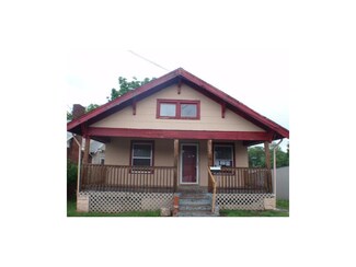 323 Blue Ridge Blvd, Kansas City, MO 64125