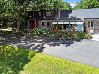 189 Pinnacle Rd, Canaan, ME 04924