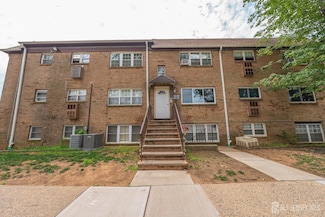 227 College Dr, Edison, NJ 08817