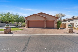 3215 E Constance Way, Phoenix, AZ 85042