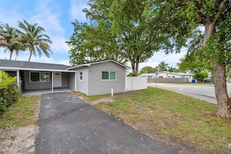 6742 SW 18th Ct, Pompano Beach, FL 33068