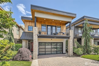 1240 4th St W, Kirkland, WA 98033