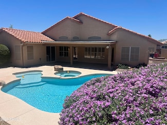 7910 W Adobe Dr, Glendale, AZ 85308